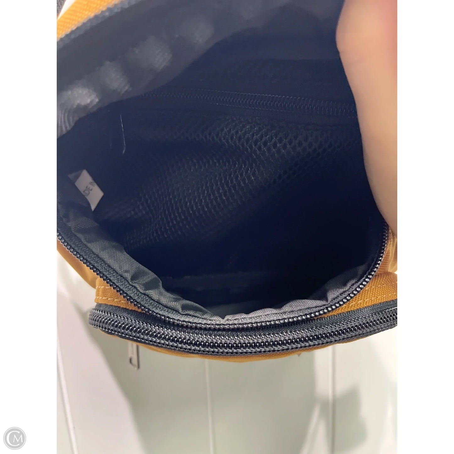 Belt Bag By Carhartt, Size: Medium