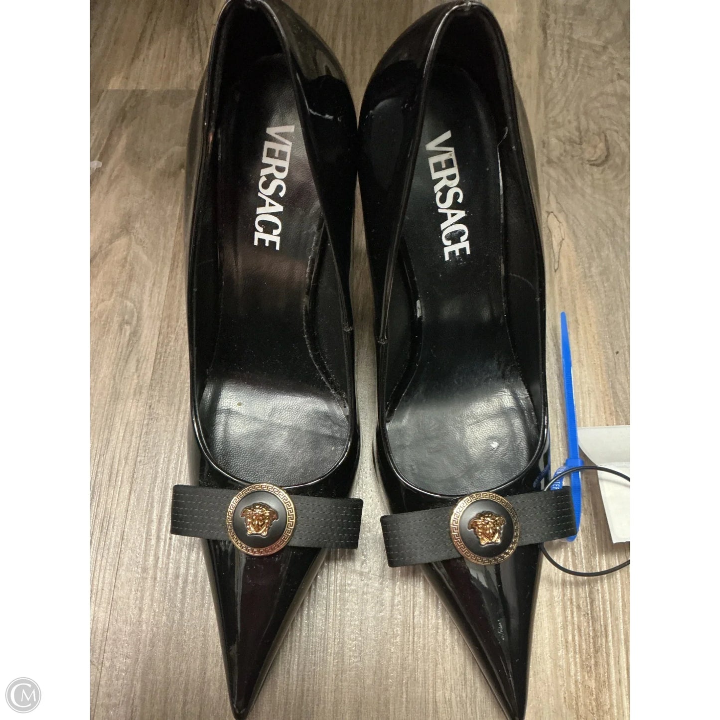 Shoes Luxury Designer By Versace In Black, Size: 9