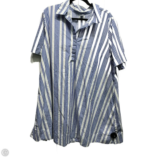 Dress Casual Short By Old Navy In Blue & White, Size: Xl