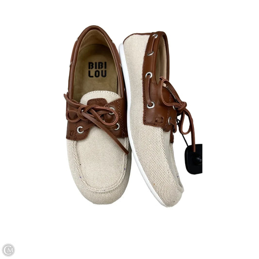 Shoes Flats By bibi lou In Tan, Size: 6.5