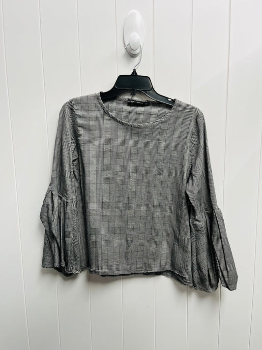 Top Long Sleeve By Zara Women In Grey, Size: M