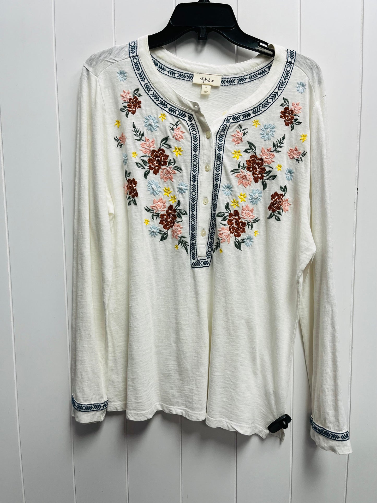 Blue White Top Long Sleeve Style And Company, Size Xl