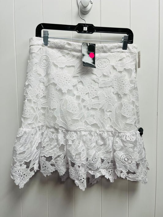 White Skirt Mini & Short Versona, Size 10