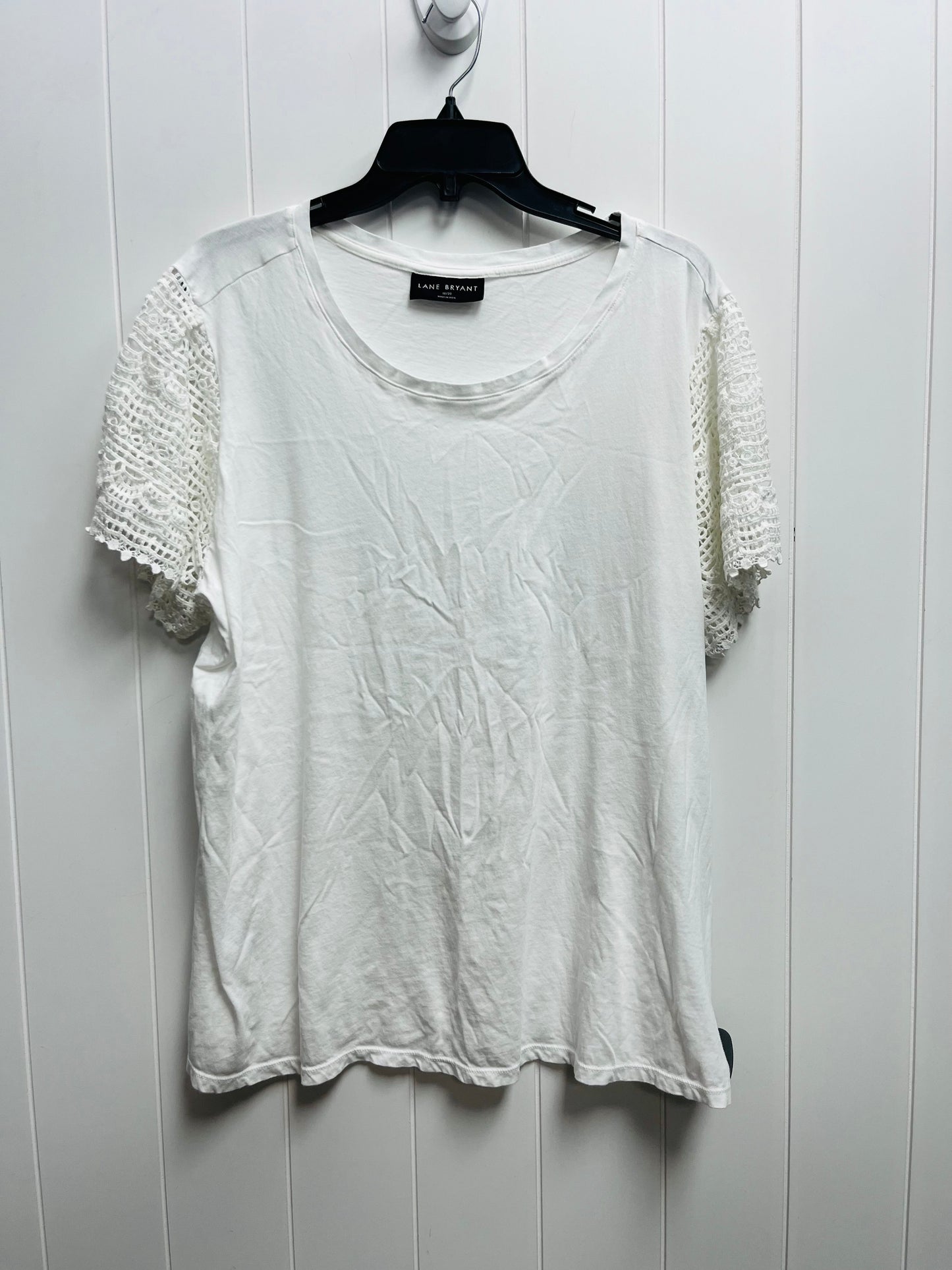 Top Short Sleeve By Lane Bryant In White, Size: 18