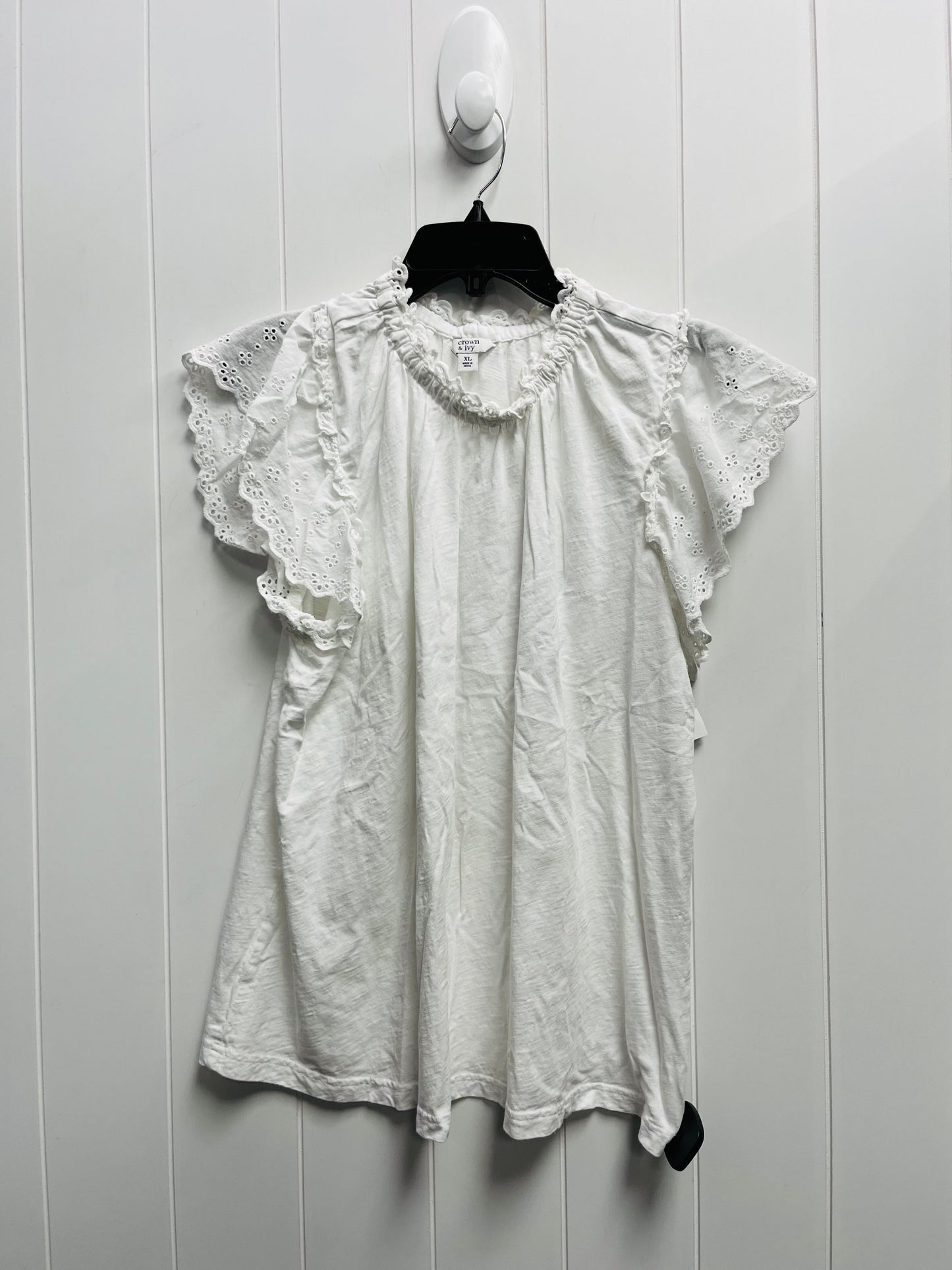 Top Short Sleeve By Crown And Ivy In White, Size: Xl