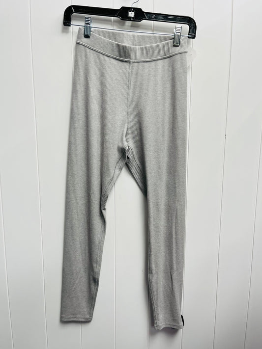 Athletic Leggings By Alo In Grey, Size: S