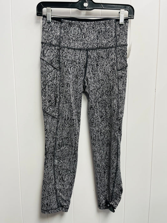 Athletic Capris By Lululemon In Black & White, Size: 4