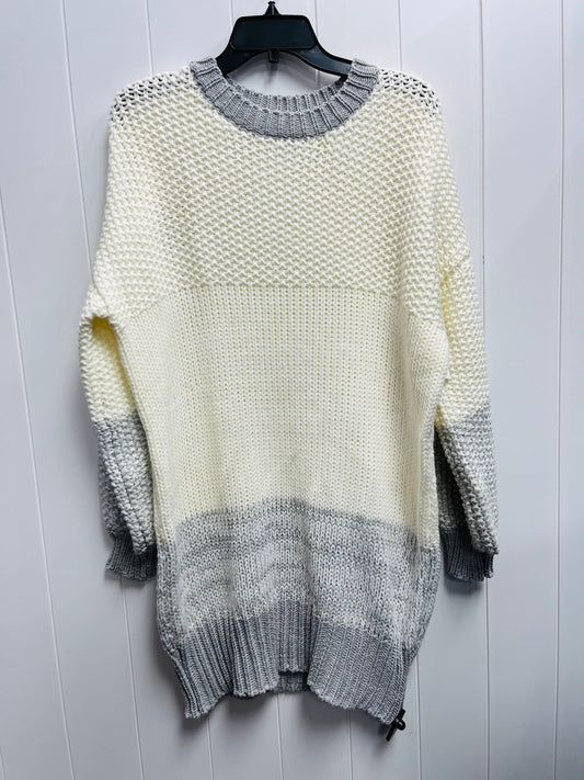 Sweater By Clothes Mentor In Grey & White, Size: L