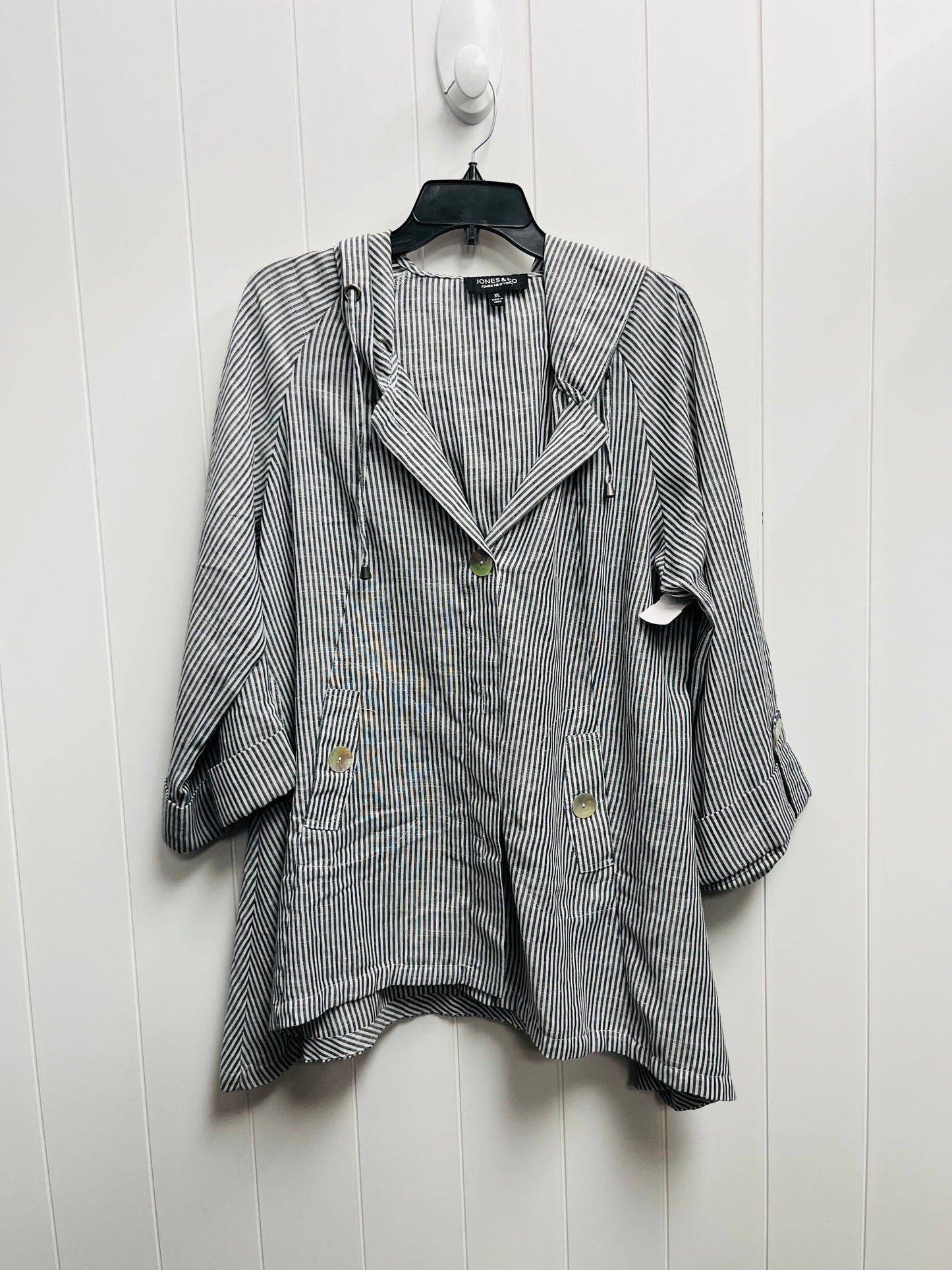 Jacket Other By Jones And Co In Black & White, Size: Xl