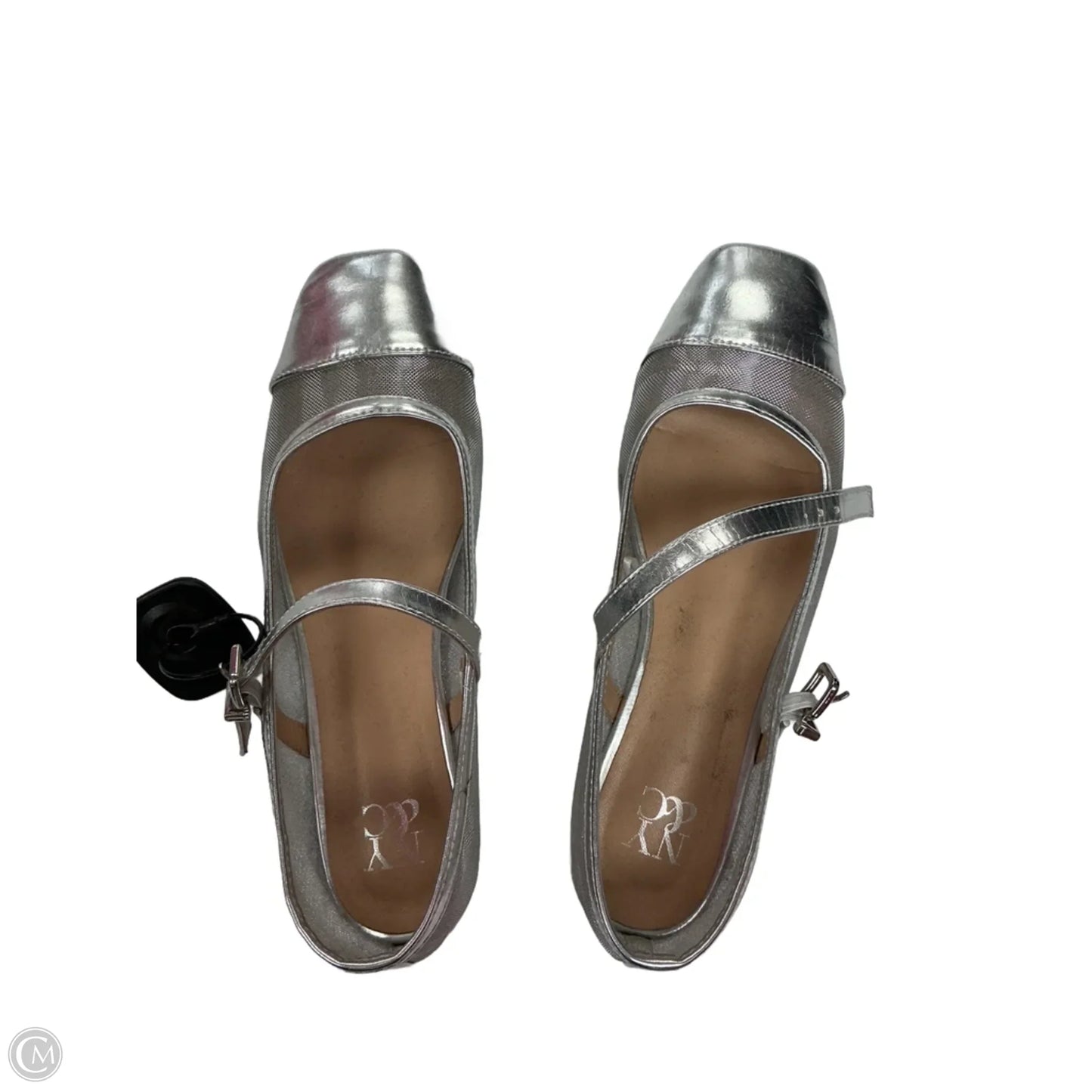 Shoes Flats By New York And Co In Silver, Size: 8.5