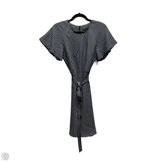 Dress Casual Short By Banana Republic In Blue & White, Size: 0