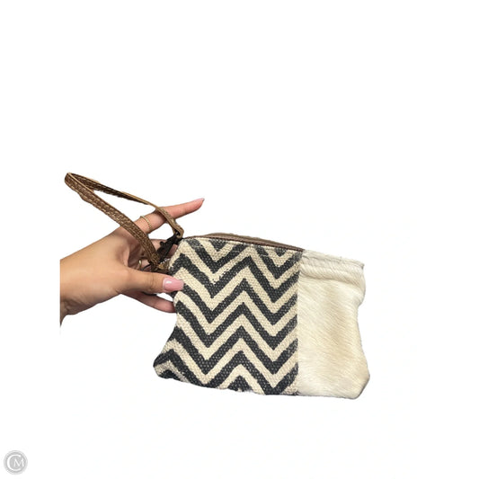 Wristlet By  MYRA BAG, Size: Medium