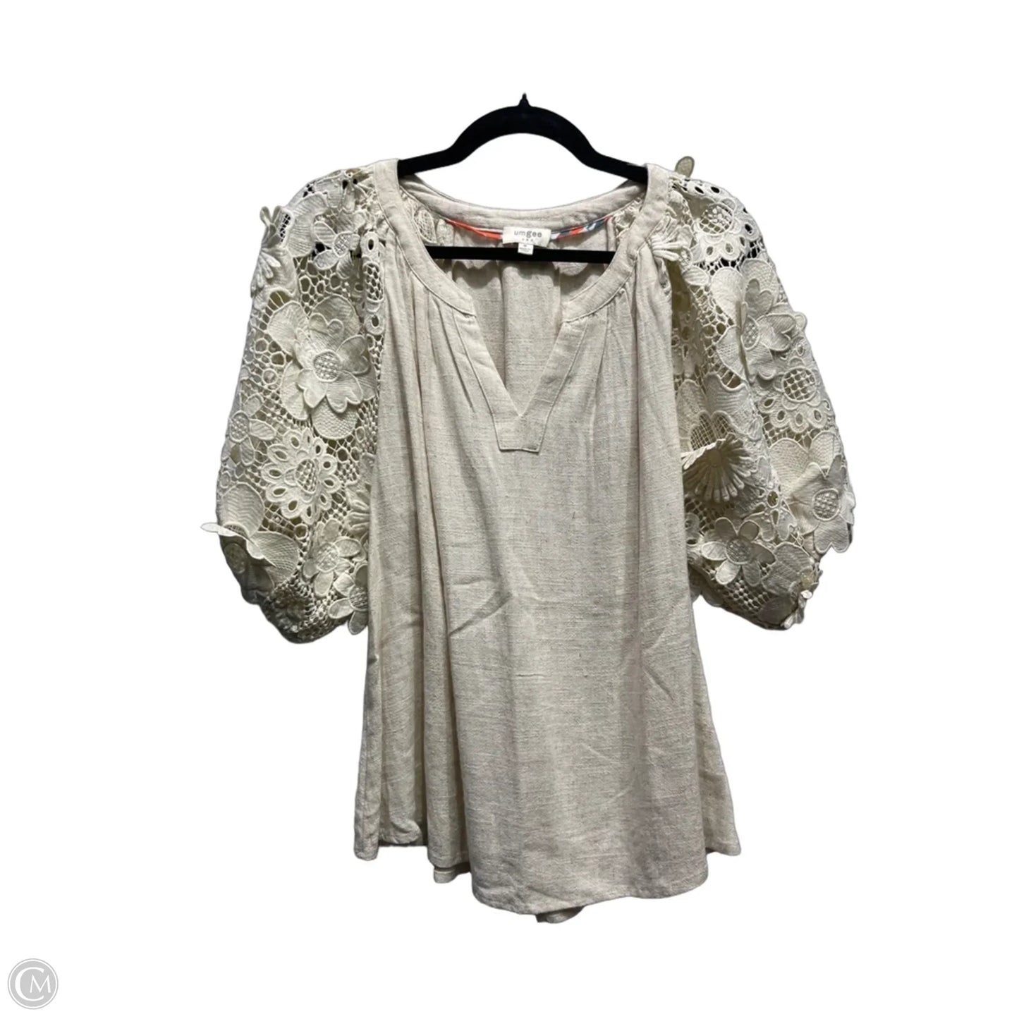 Top Short Sleeve By Umgee In Cream, Size: M