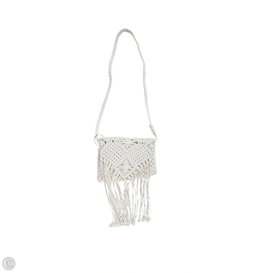 Crossbody By Clothes Mentor, Size: Medium