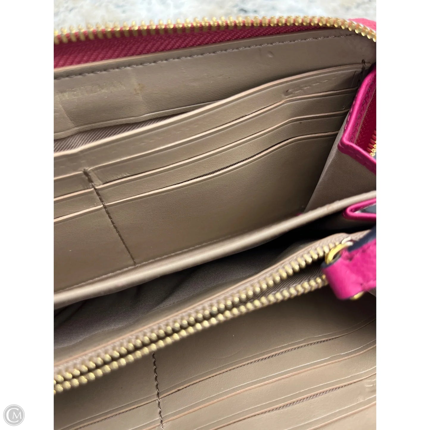 Wallet Designer By Stuart Weitzman, Size: Medium