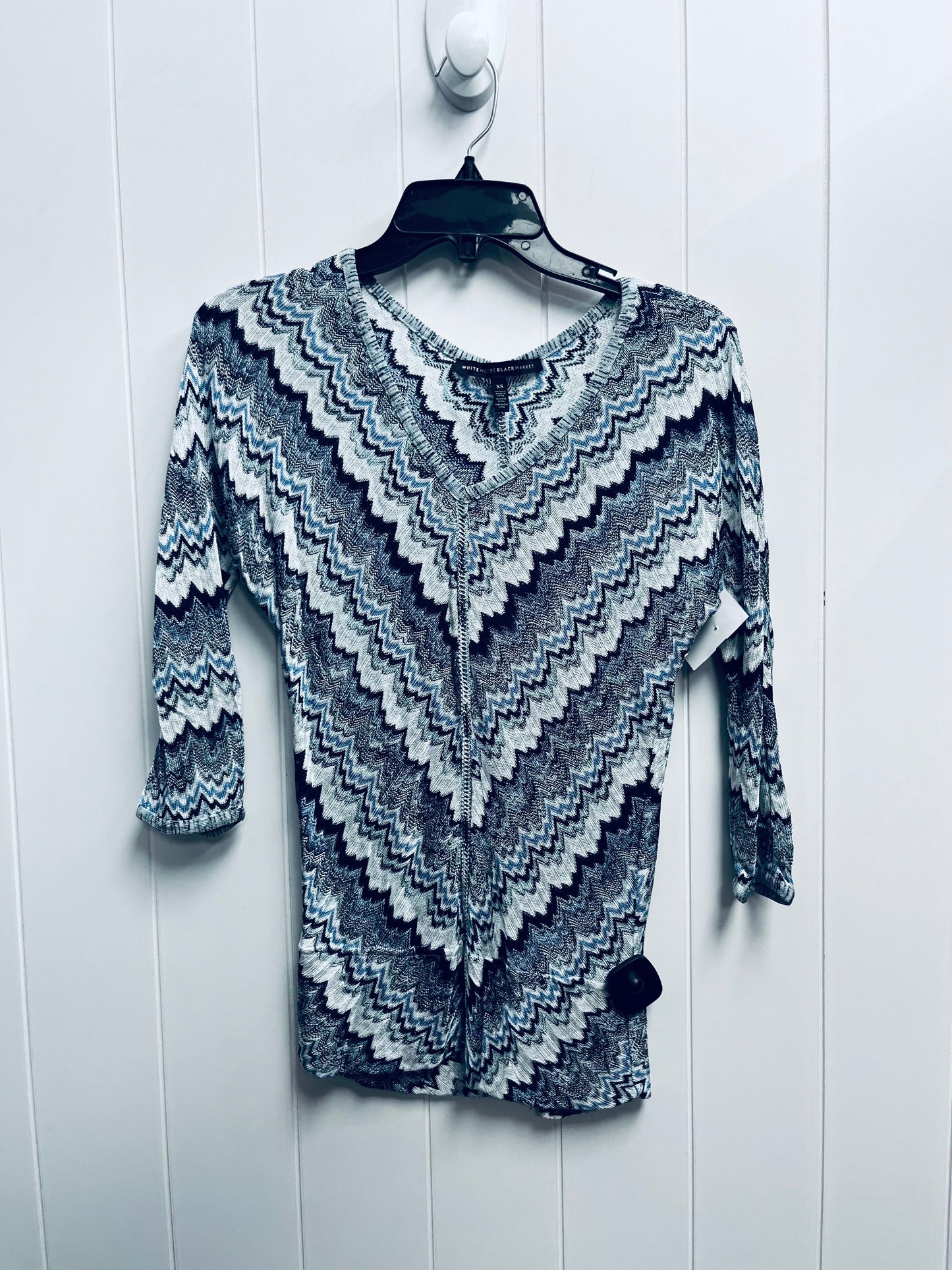 Top Long Sleeve By White House Black Market In Blue & White, Size: Xs