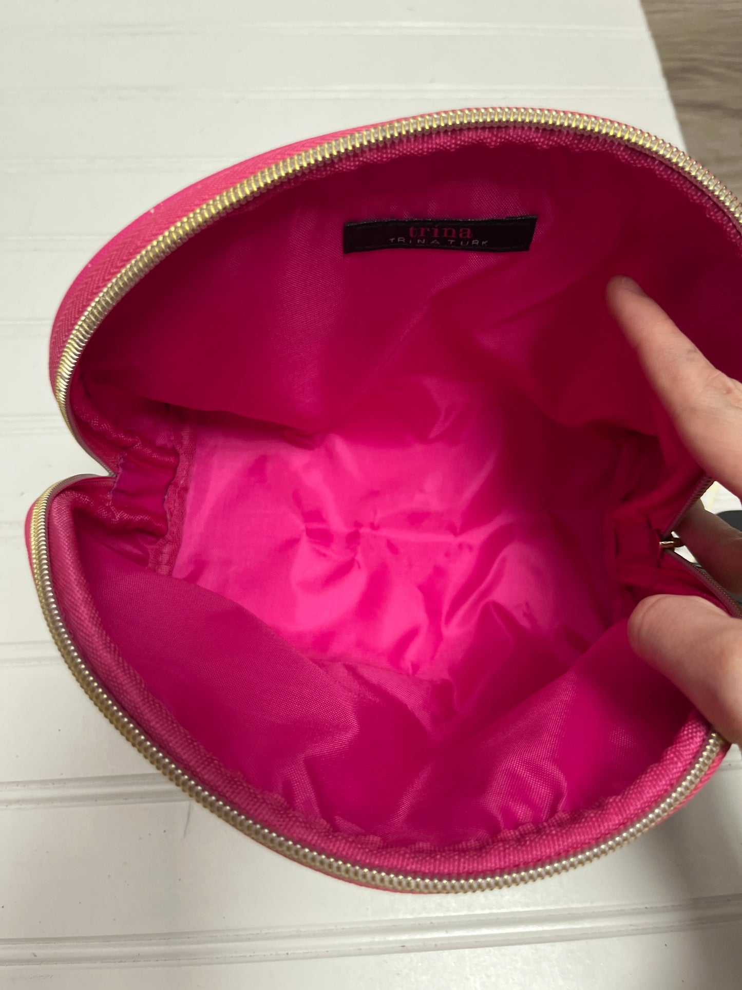 Makeup Bag By Trina By Trina Turk, Size: Medium