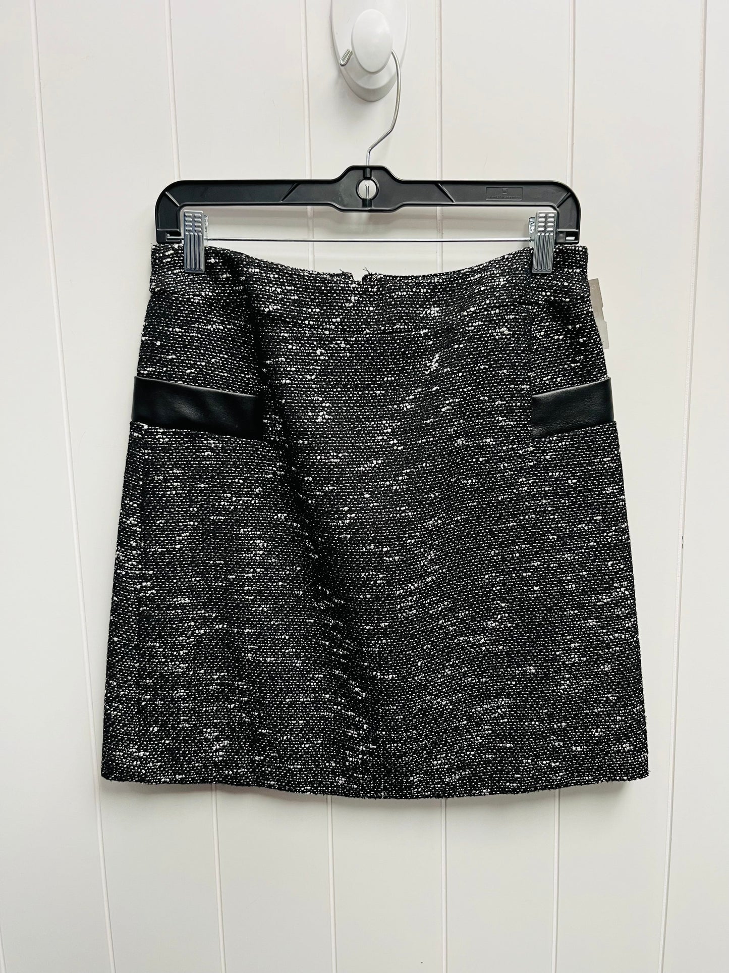 Skirt Mini & Short By Bcbg In Black, Size: 2