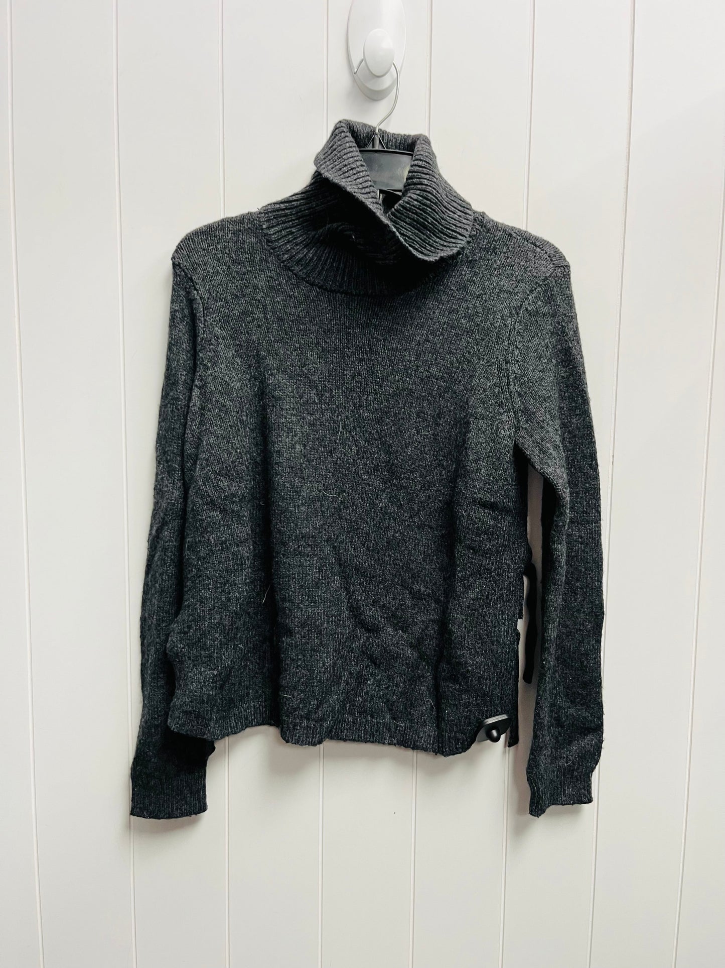 Sweater By Cynthia Rowley In Grey, Size: S