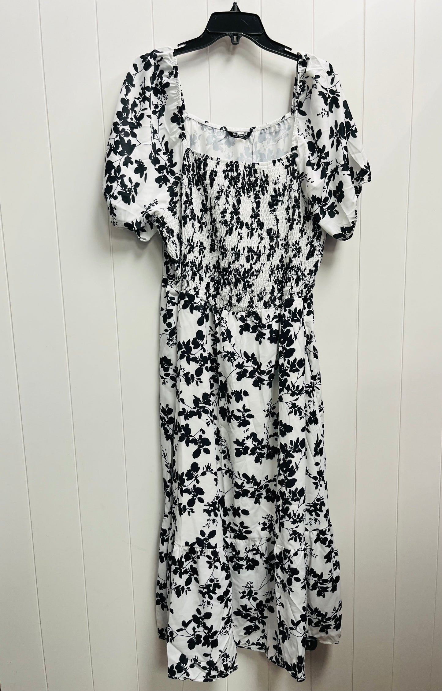 Dress Casual Maxi By BLOOMCHIC In Black & White, Size: 2x