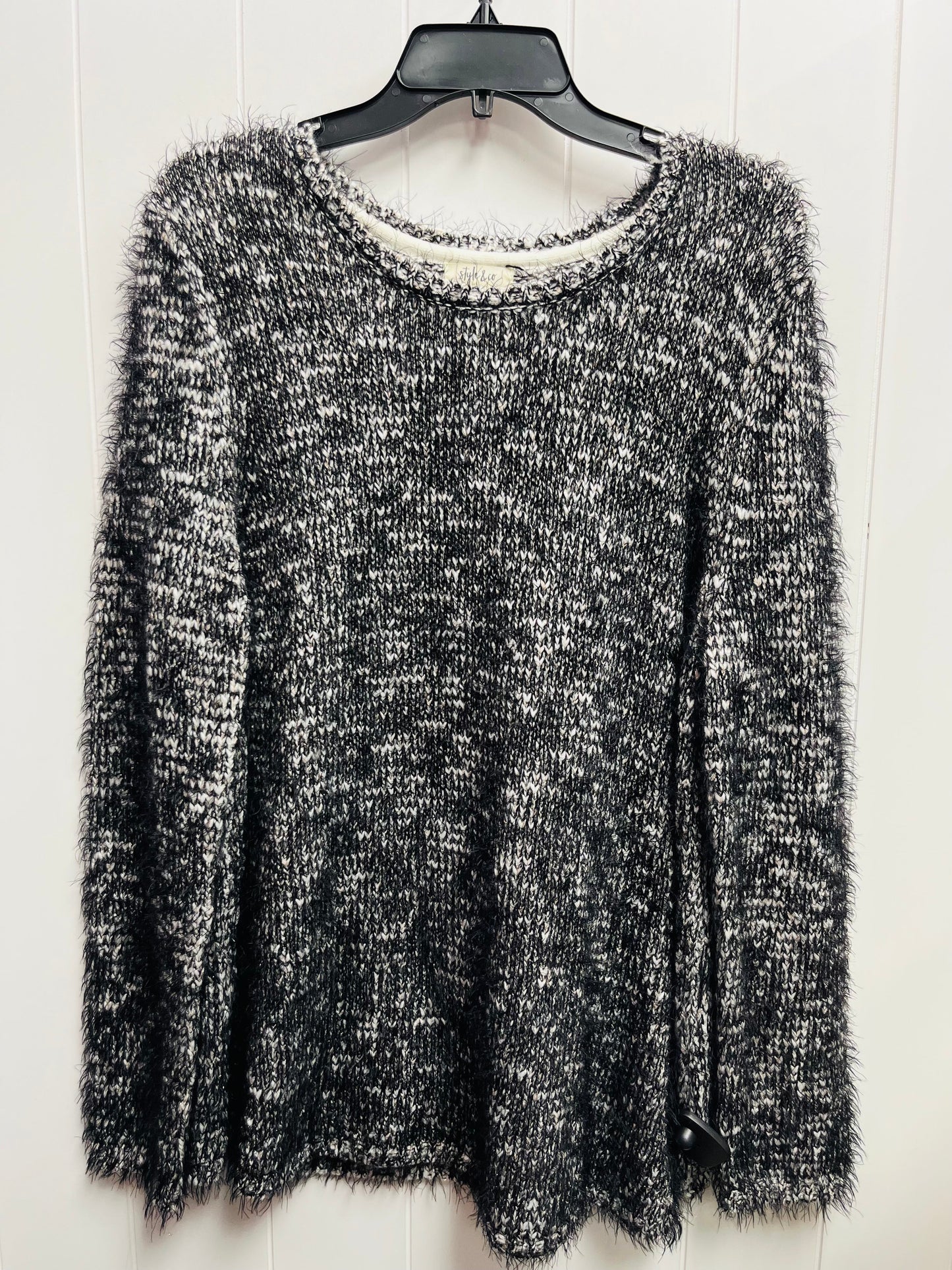 Sweater By Style And Company In Black, Size: L