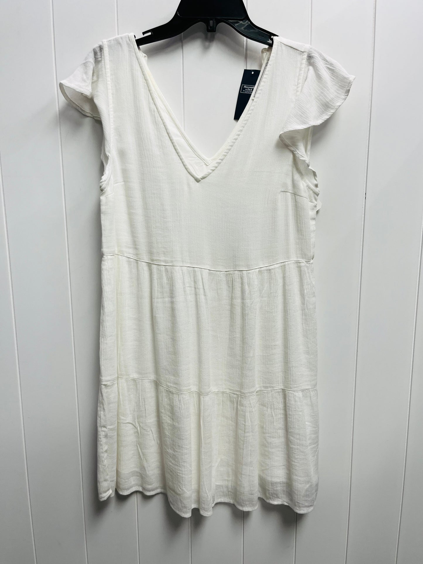 Dress Casual Short By Abercrombie And Fitch In White, Size: Xs