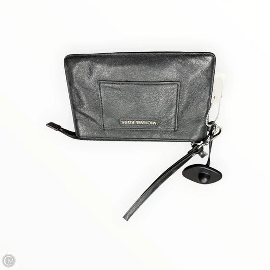 Wristlet Designer By Michael Kors, Size: Medium