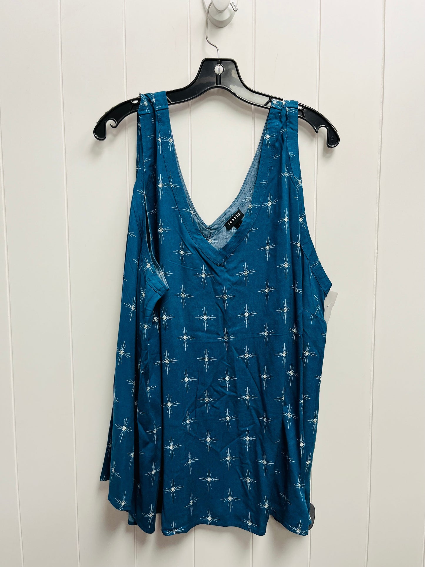 Top Sleeveless By Torrid In Blue & White, Size: 3x