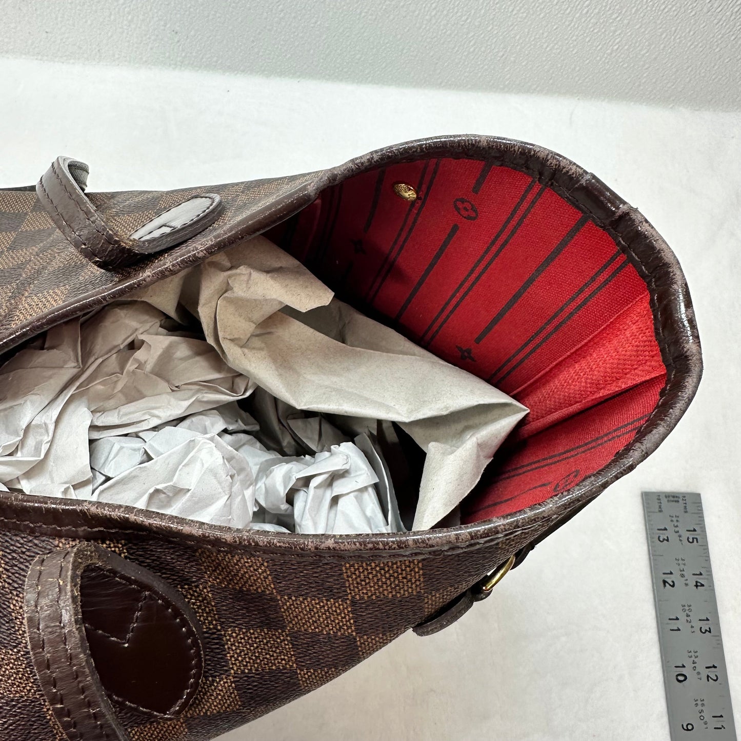 Handbag Luxury Designer By Louis Vuitton, Size: Large