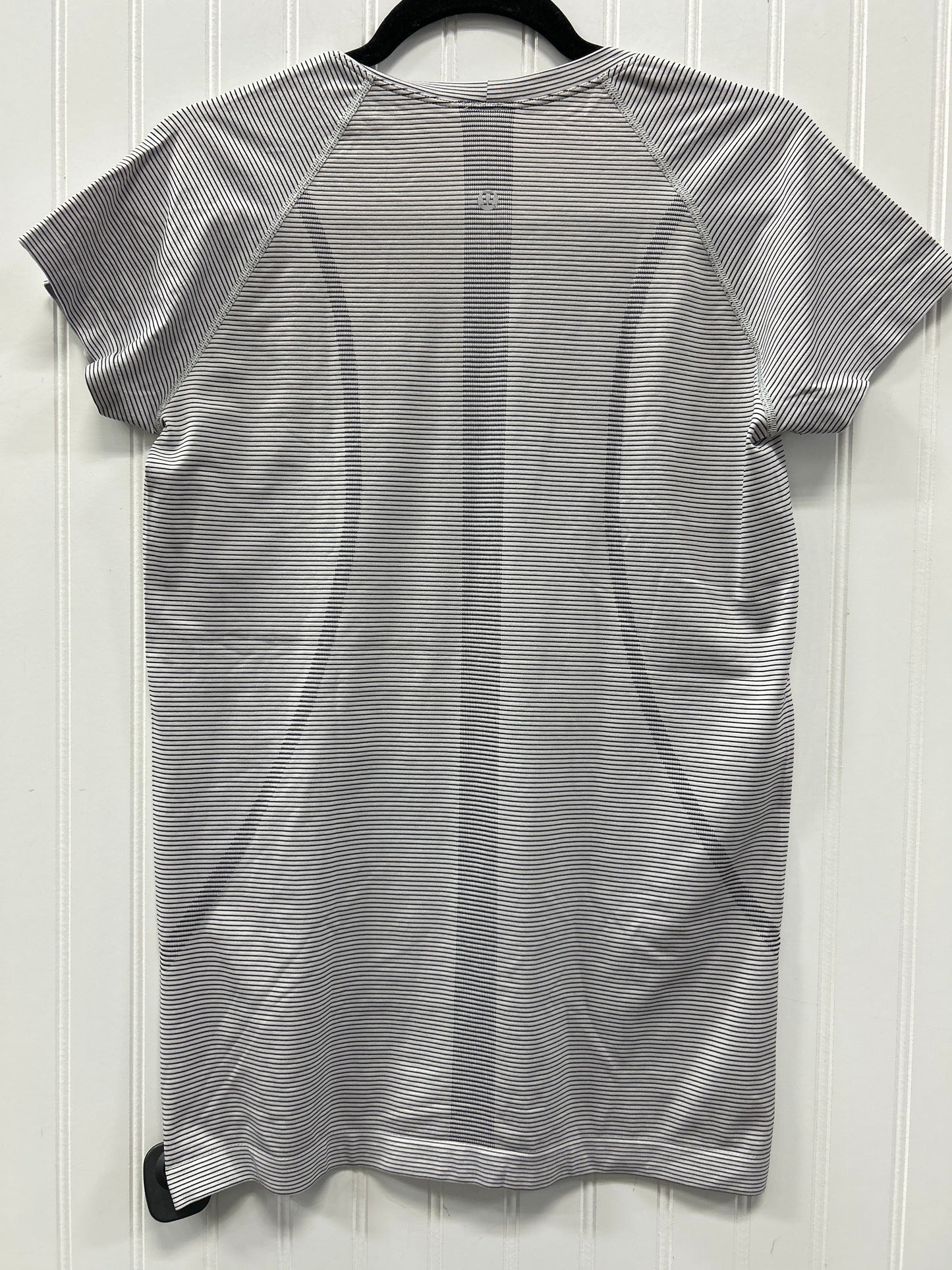 Athletic Top Ss By Lululemon In Black & White, Size:10