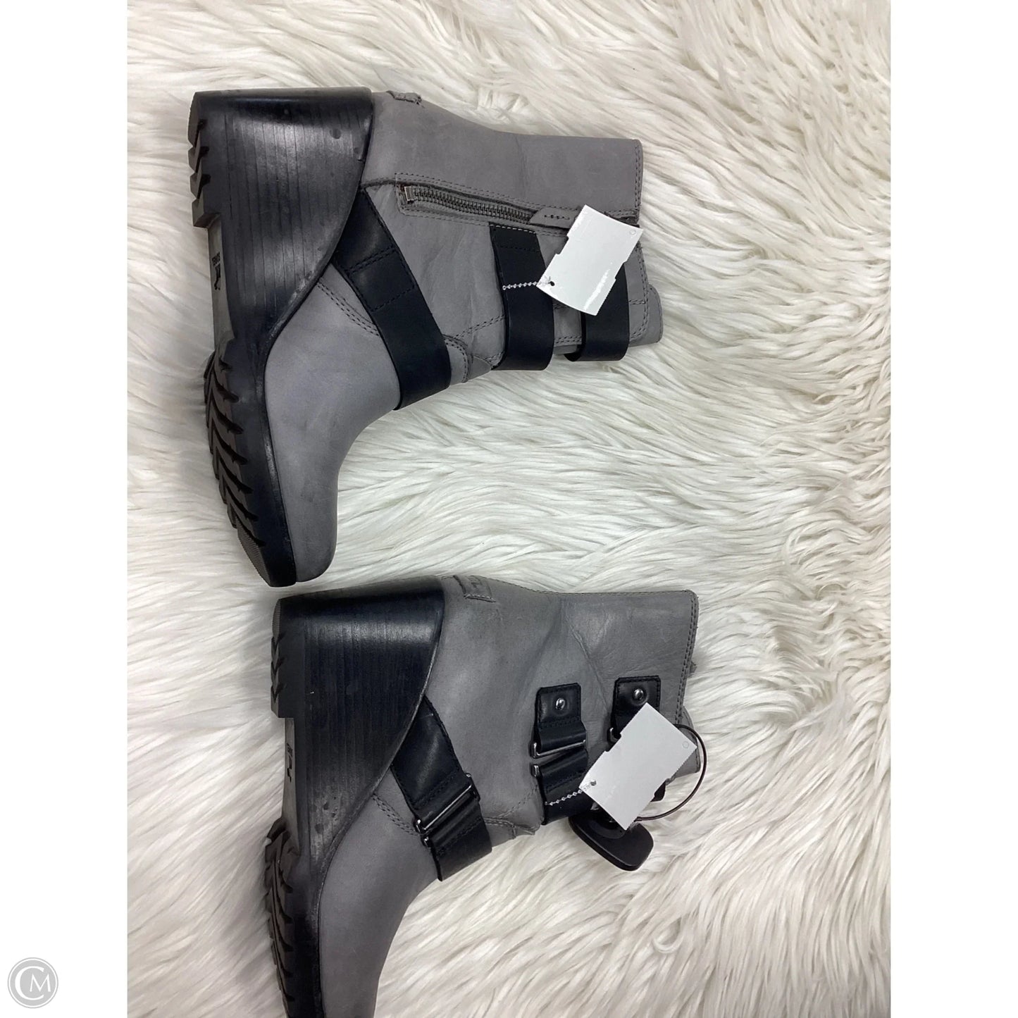 Boots Ankle Heels By Sorel In Grey, Size: 7