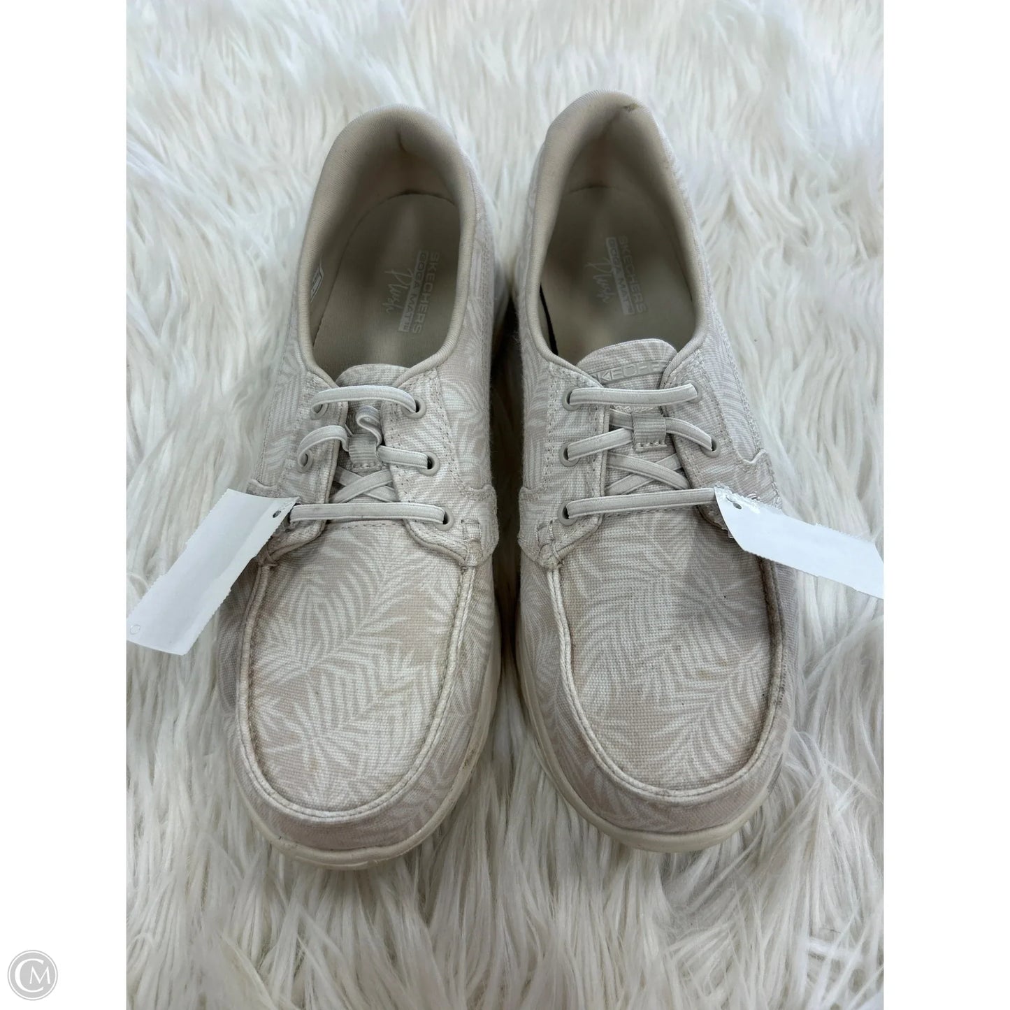Shoes Flats By Skechers In Cream, Size: 7.5