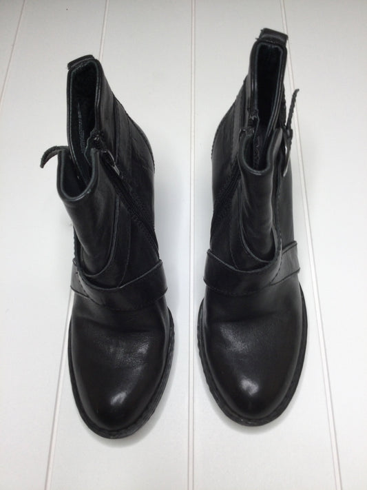 Boots Ankle Heels By Born  Size: 6.5