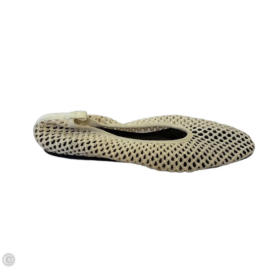 Shoes Flats By H&m In Cream, Size: 10