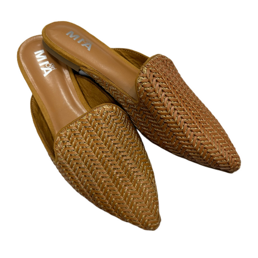 Brown Shoes Flats By Mia, Size: 8