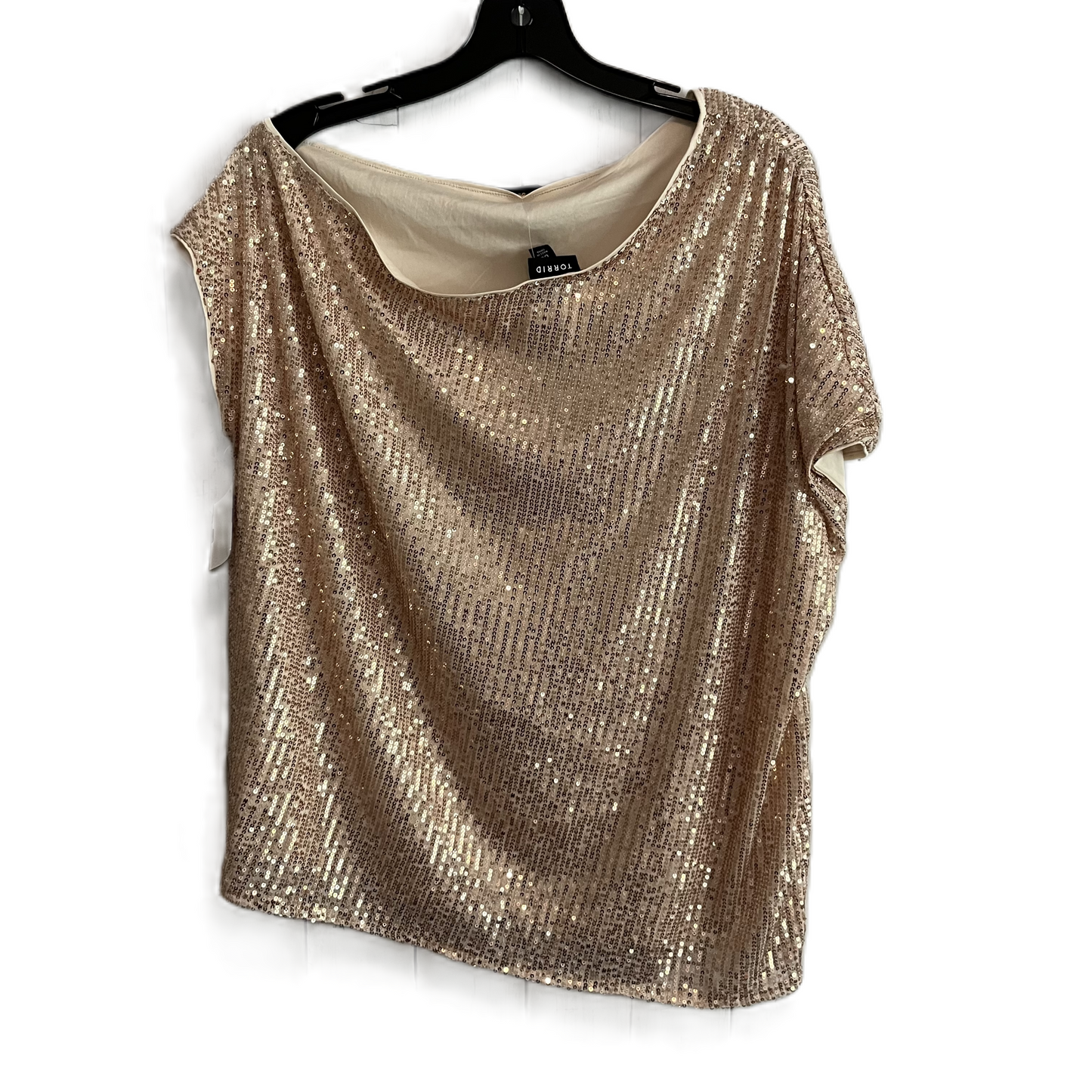 Top Short Sleeve By Torrid In Rose Gold, Size: M