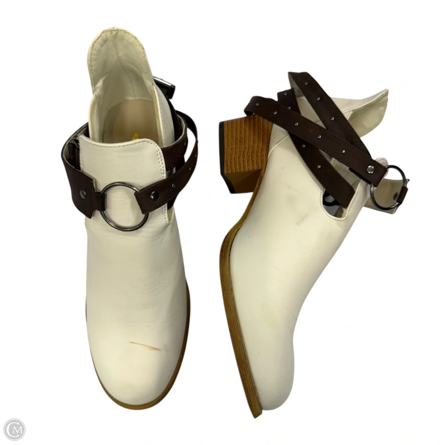 Boots Ankle Heels By Clothes Mentor In White, Size: 9