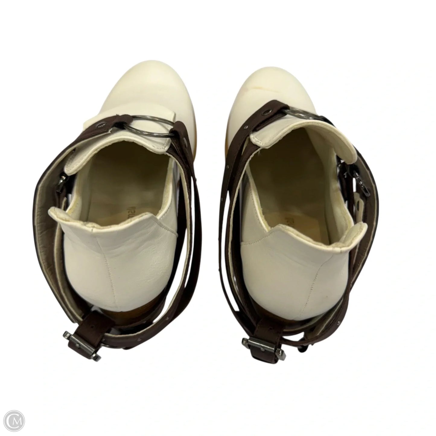 Boots Ankle Heels By Clothes Mentor In White, Size: 9