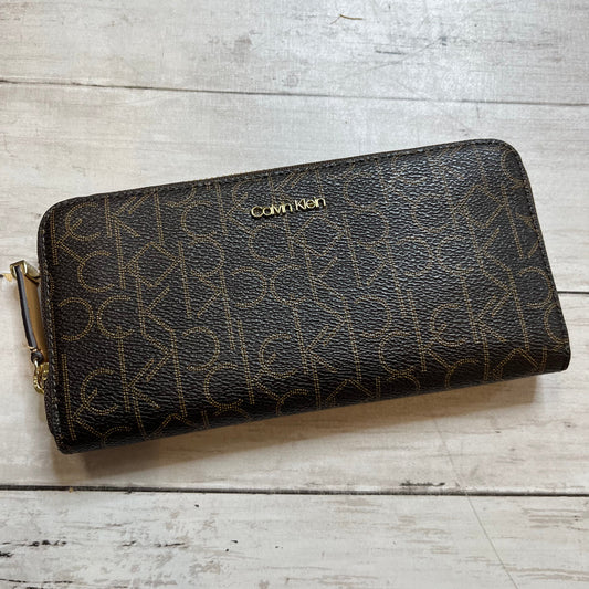 Wallet By Calvin Klein  Size: Large