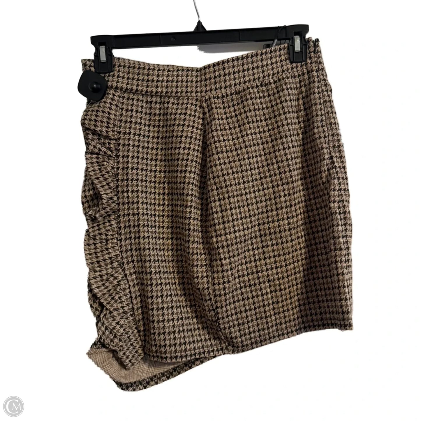 Skirt Mini & Short By Pretty Little Thing In Plaid Pattern, Size: 10