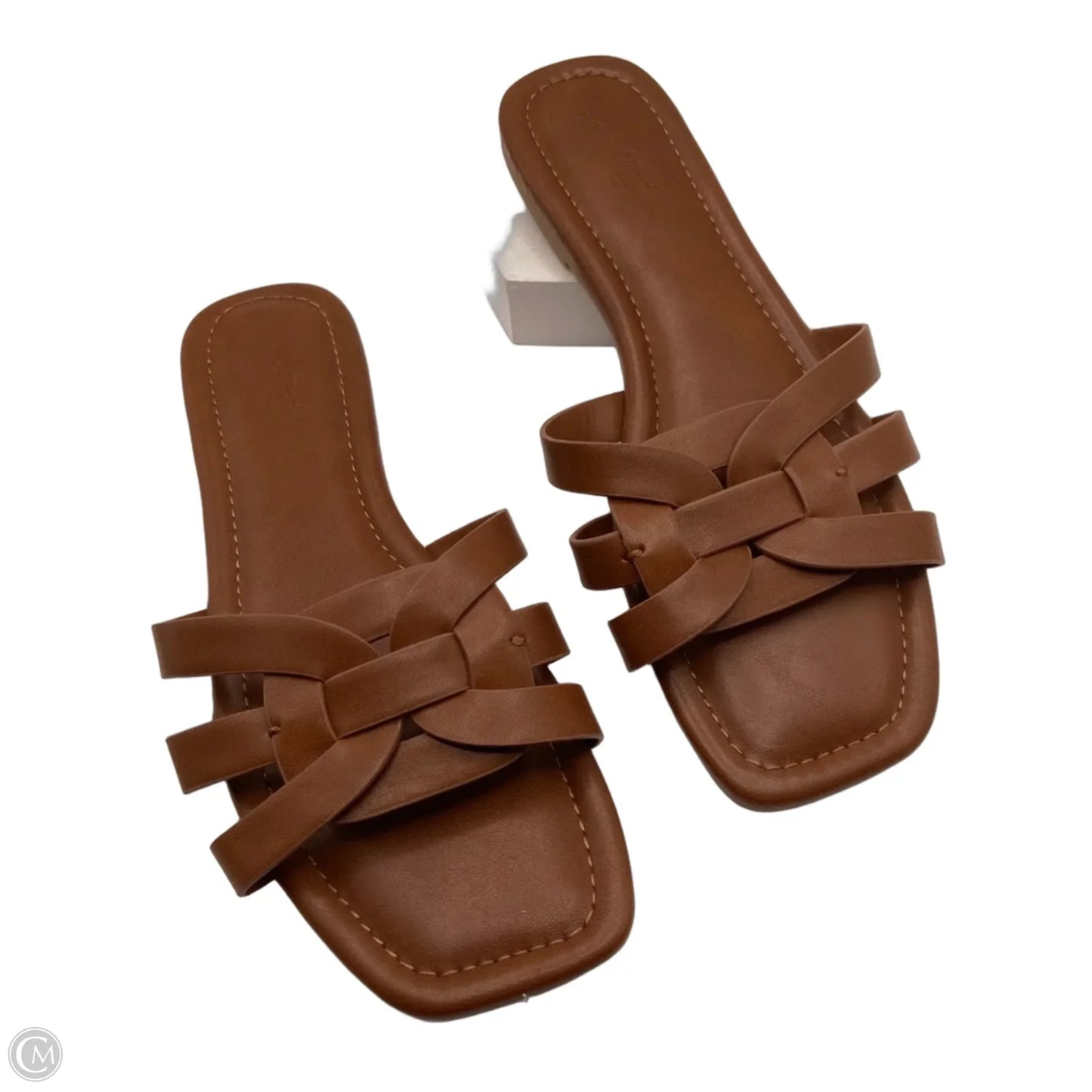 Sandals Flats By Universal Thread In Brown, Size: 7.5