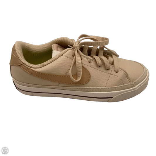 Shoes Sneakers By Nike In Cream, Size: 6