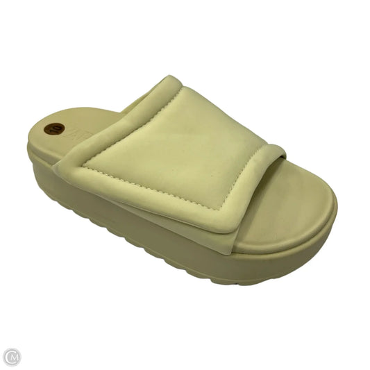 Sandals Heels Platform By Zara In Cream, Size: 10