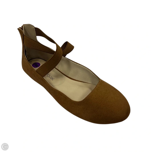 Shoes Flats By Clothes Mentor In Brown, Size: 8