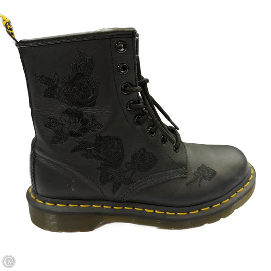 Boots Ankle Flats By Dr Martens In Black, Size: 7