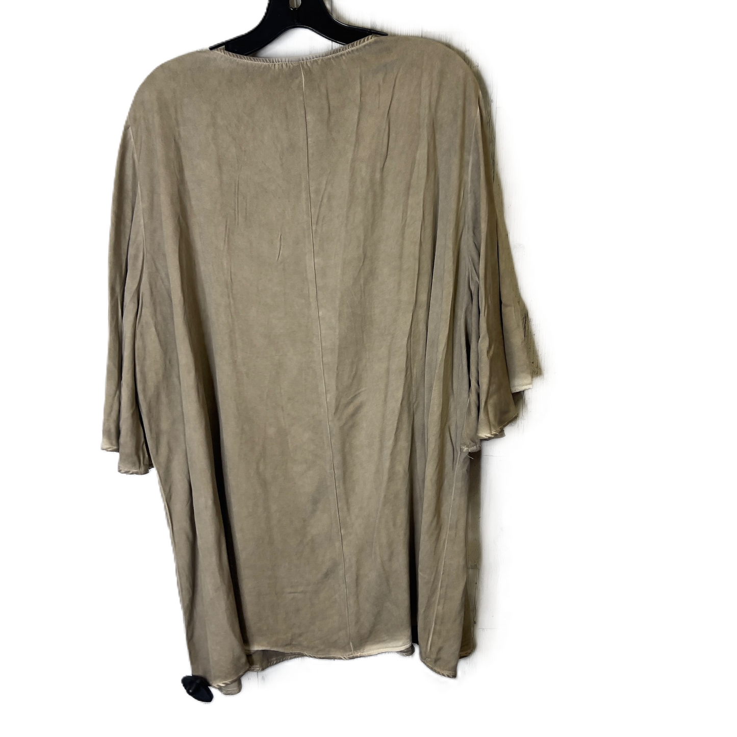 Top Short Sleeve By Andree By Unit In Tan, Size: 3x