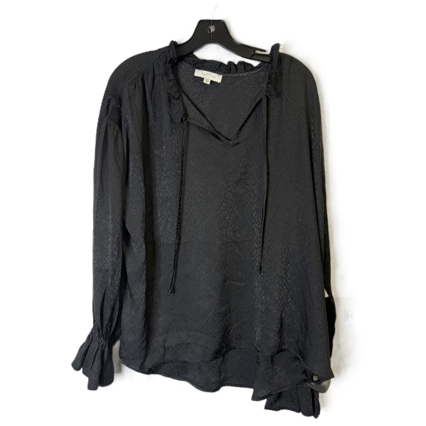 Top Long Sleeve By New Directions In Black, Size: M