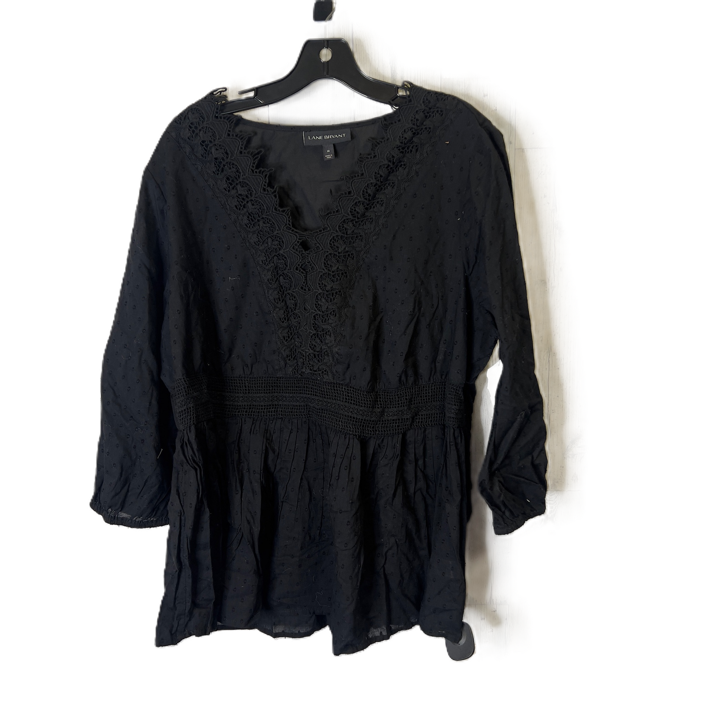 Top Short Sleeve By Lane Bryant In Black, Size: 18