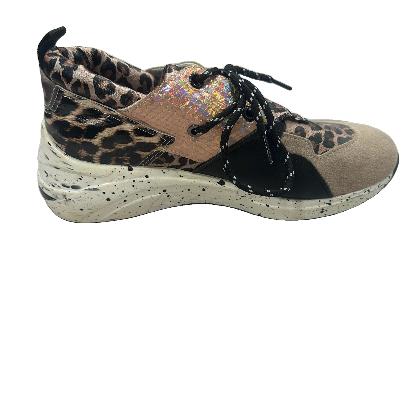 Shoes Sneakers By Clothes Mentor In Animal Print, Size: 7.5