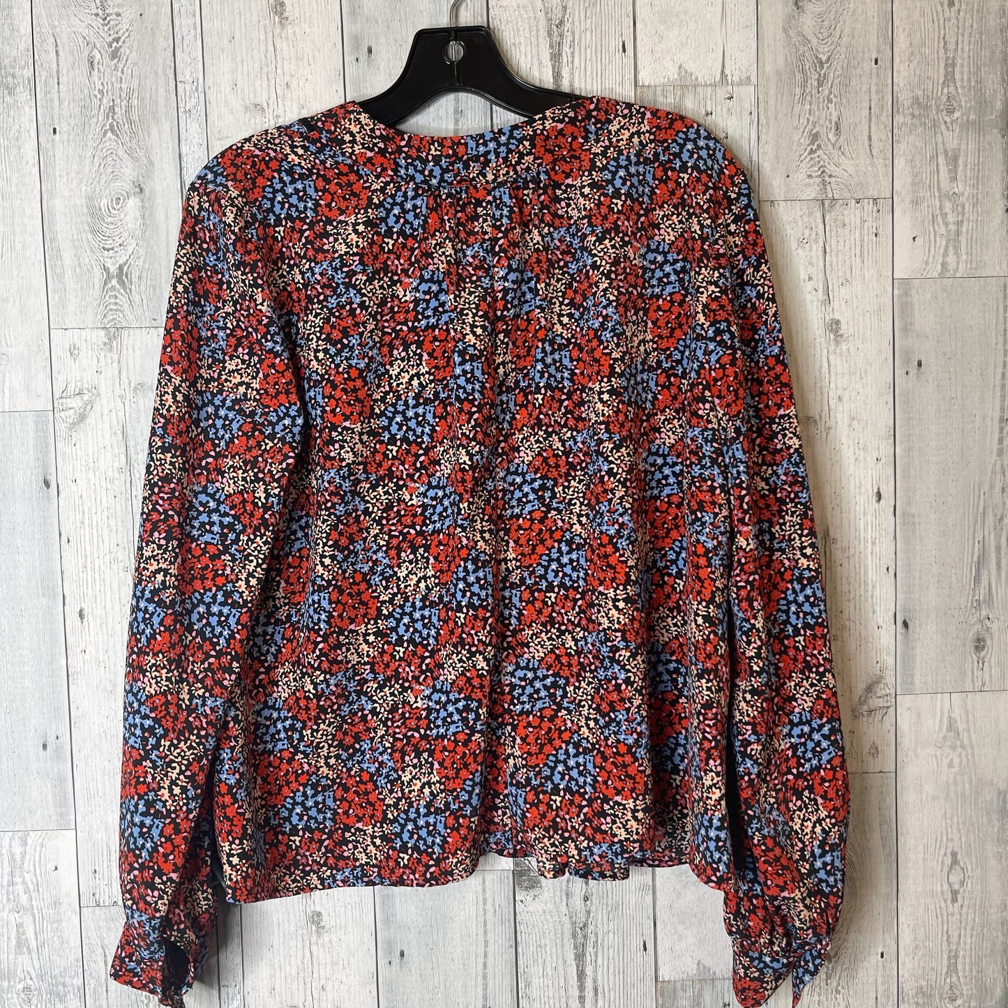 Top Long Sleeve By Topshop  Size: 6